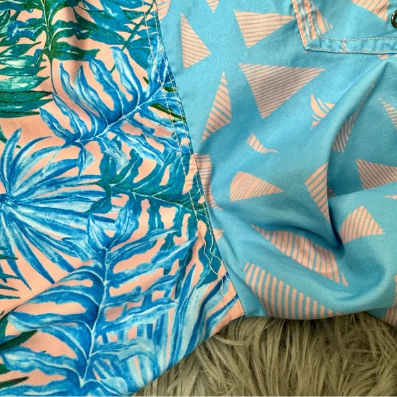 Charleston thread’s swim trunks 🦜 - Picture 9 of 9